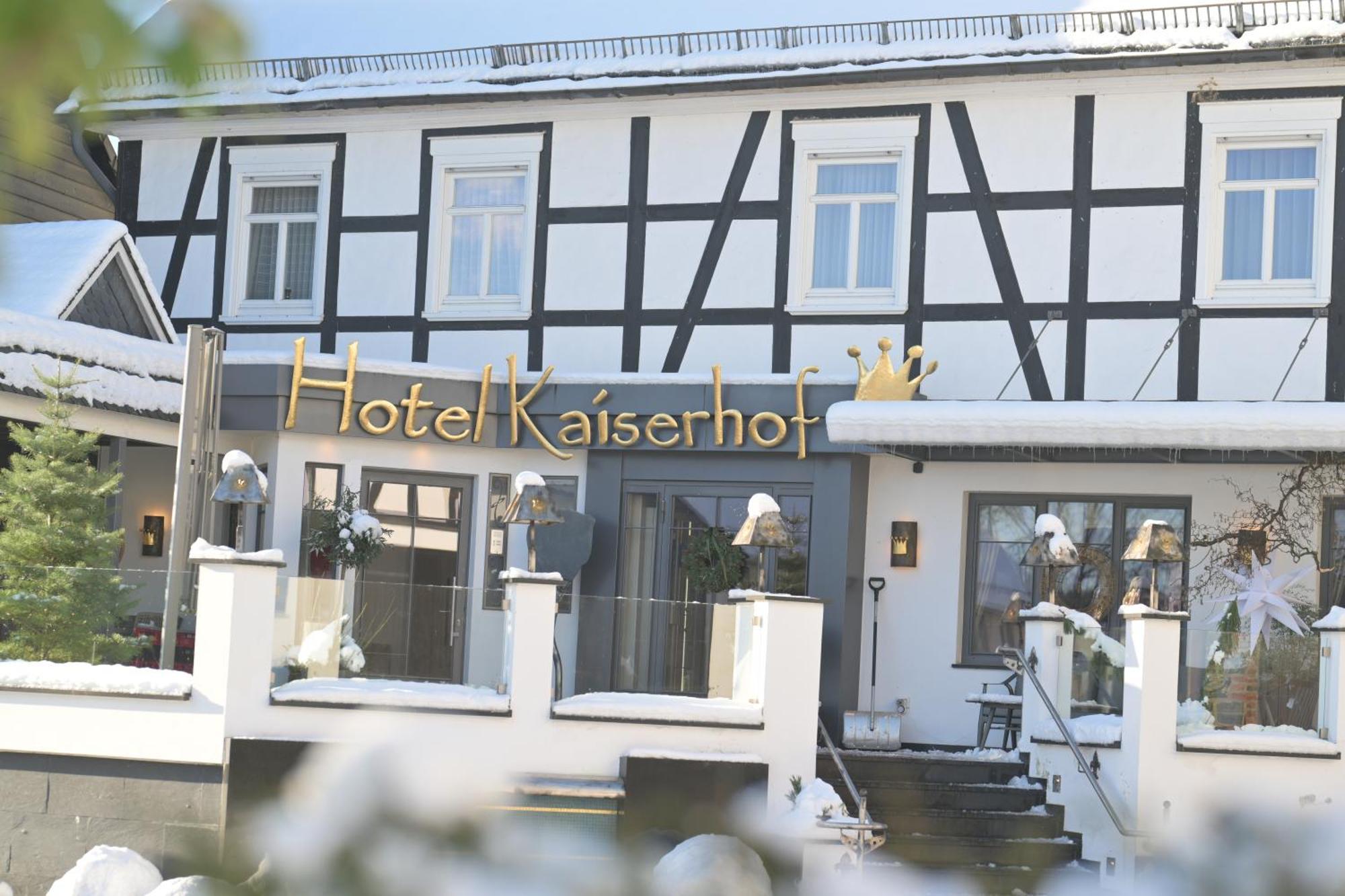 Hotel Kaiserhof Medebach Exterior foto